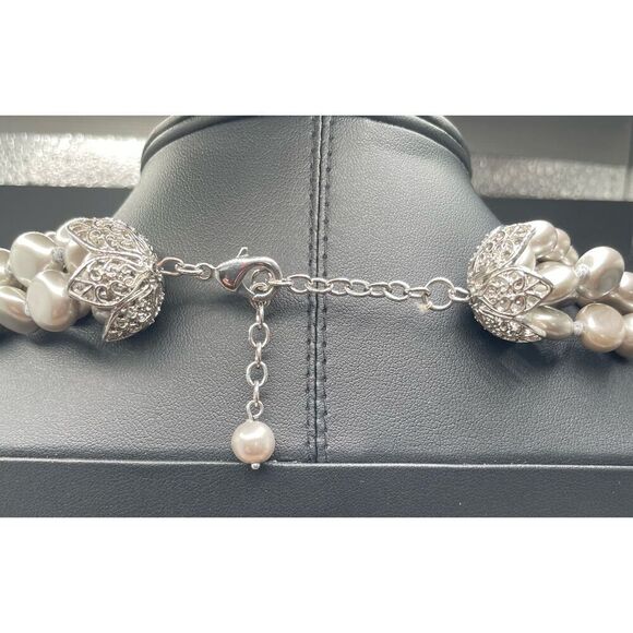 Gray Pearls Multi-strand Necklace Silver Hardware - Picture 2 of 5